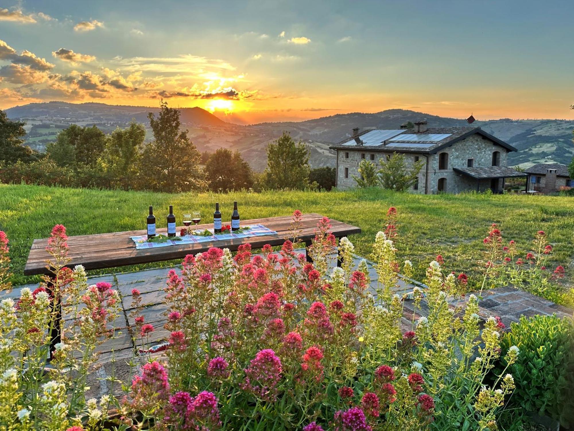 Agriturismo Podere Prasiano Marano sul Panaro Buitenkant foto